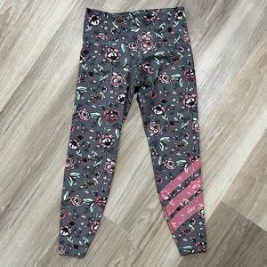 Old Navy workout athletic yoga leggings floral print